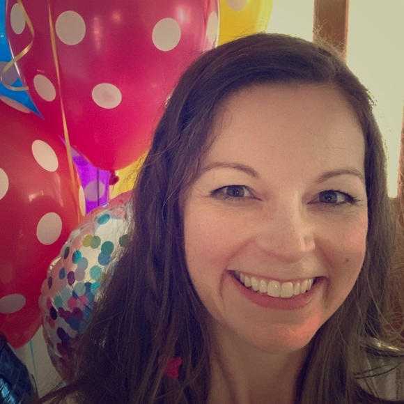 Meet your Posher, Cassie - Picture 1 of 1